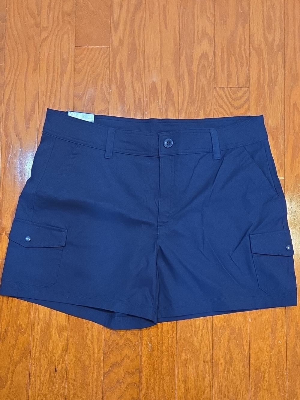 Eddie Bauer Navy Blue Cargo Shorts NWT Size 16